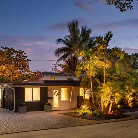 Walk To Wilton Drive - Spacious & Quiet Villa #1